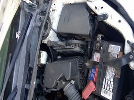 2010 TOYOTA COROLLA, WHITE, LE, 1.8L, AT, FWD.  Z25188